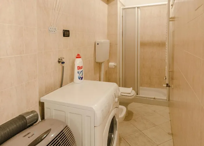 Realkasa Demarchi Flat Болонья